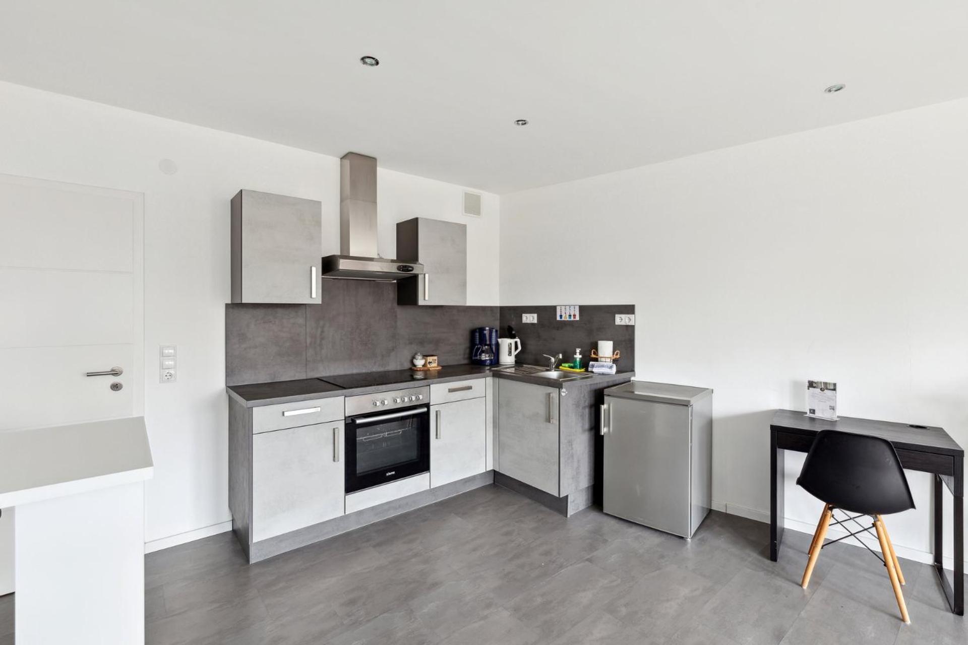 Sali Homes - Charming Studio Apartment In Heart Of Bayreuth With Balcony Eksteriør billede