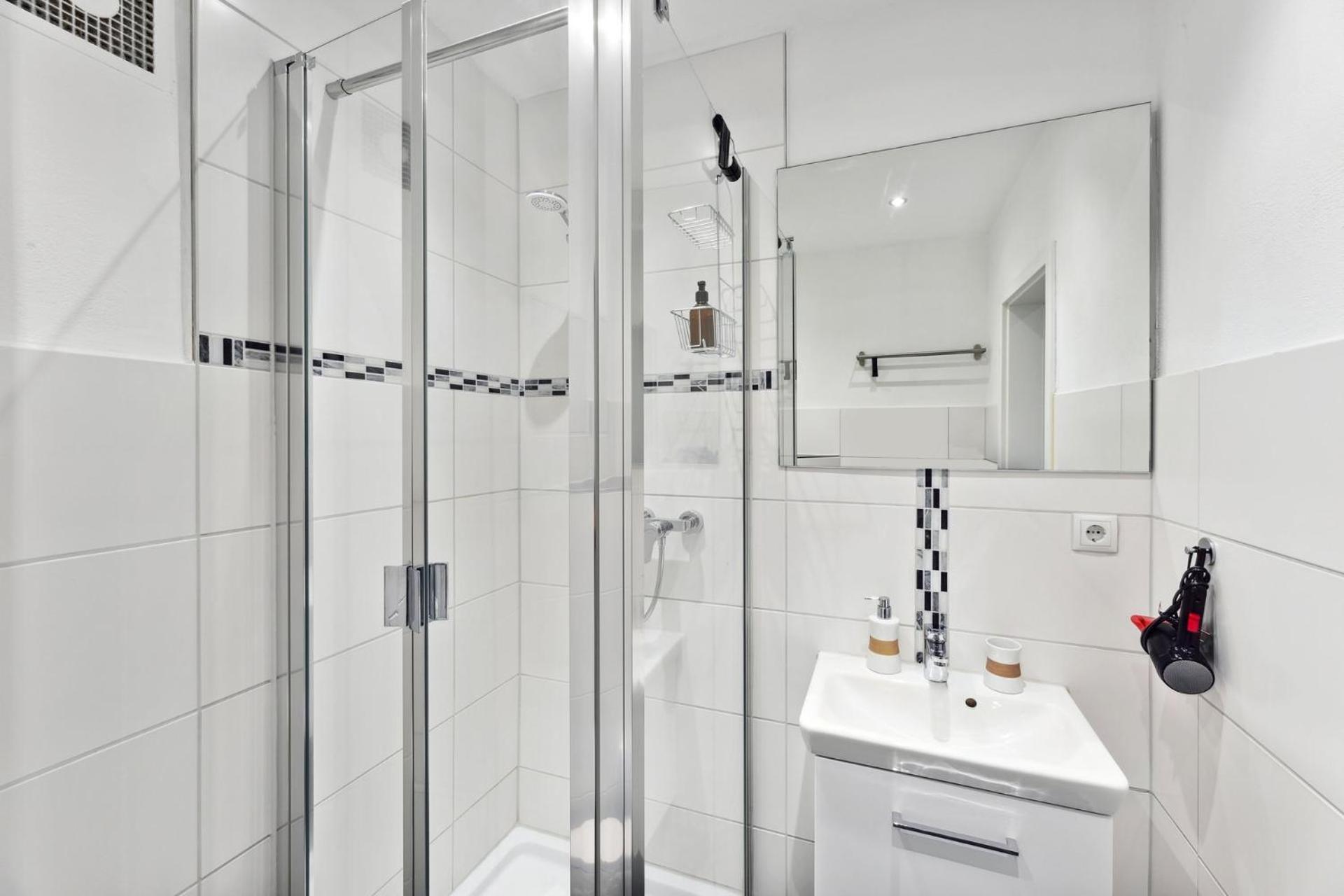 Sali Homes - Charming Studio Apartment In Heart Of Bayreuth With Balcony Eksteriør billede